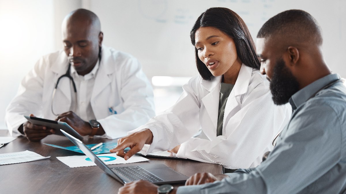Intelligence économique et management stratégique appliquée aux organisations de santé